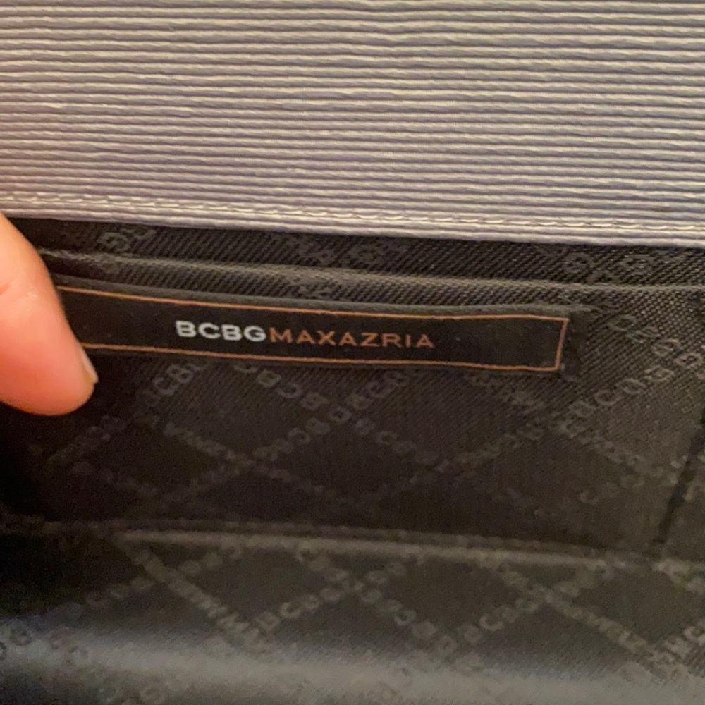 BCBGMAXAZRIA